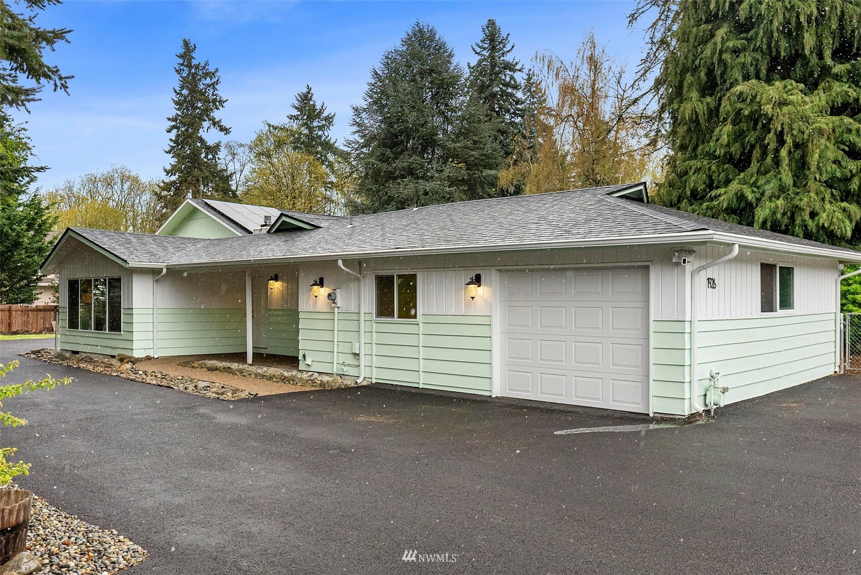 Property Photo:  1926 14th Street SW  WA 98371 