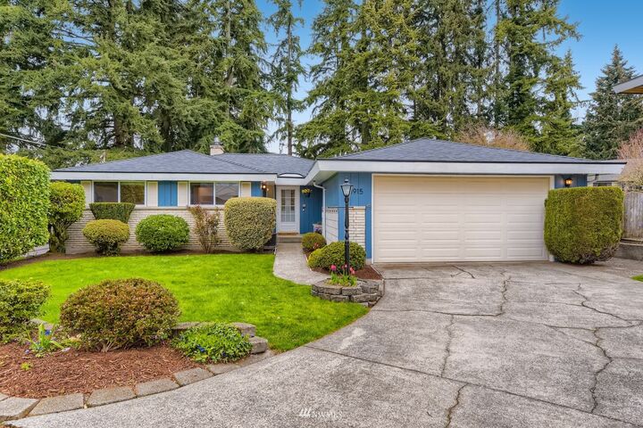 Property Photo: 18915 11th Avenue NE WA 98155