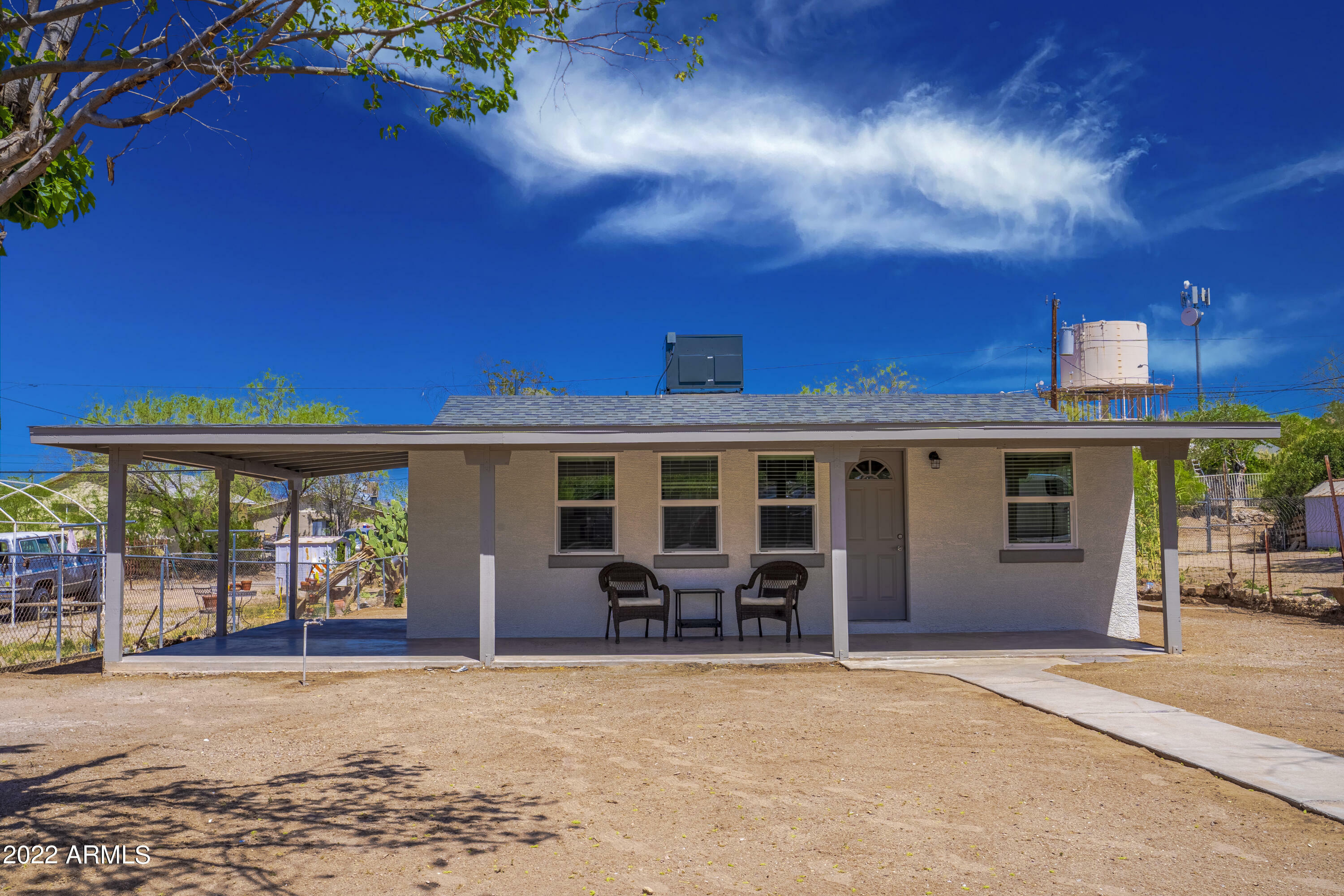 Property Photo:  371 N Jackson Street  AZ 85390 