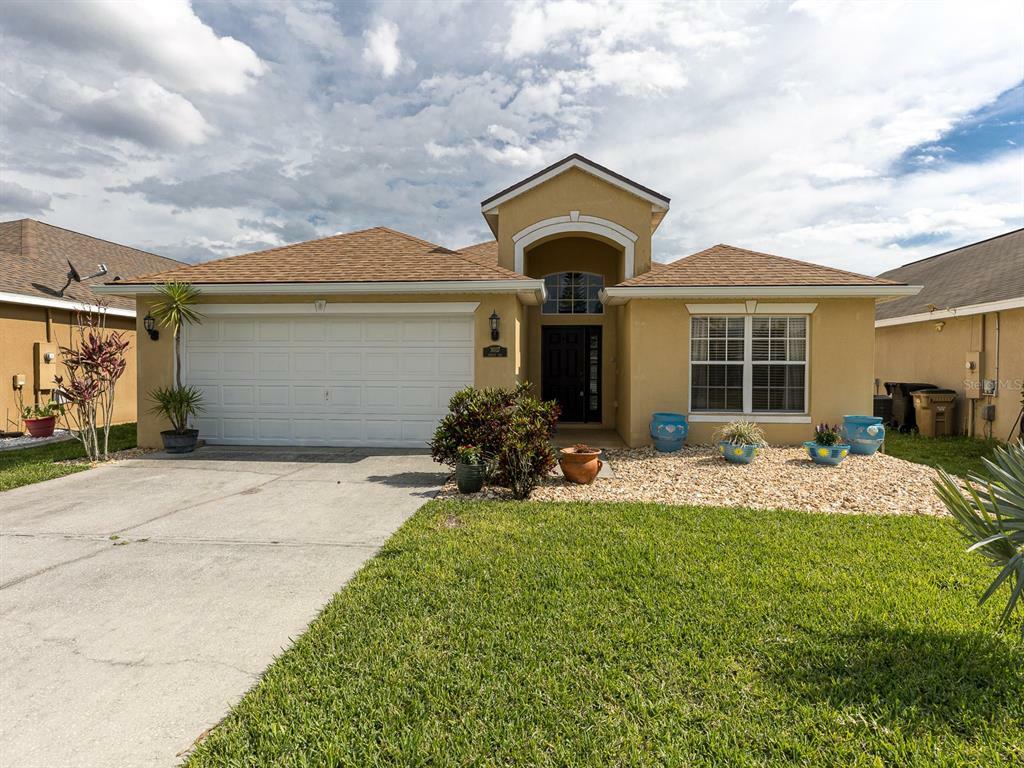 Property Photo:  3037 Merlot Way  FL 34714 