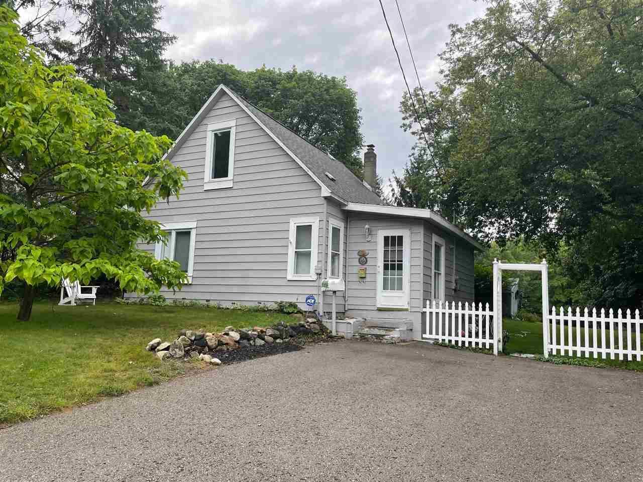Property Photo:  418 E Lincoln  MI 49712 