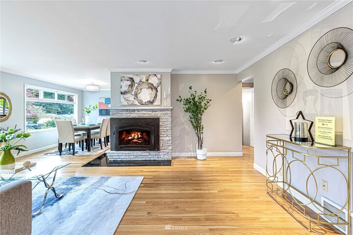 Property Photo:  11745  9th Avenue NE  WA 98125