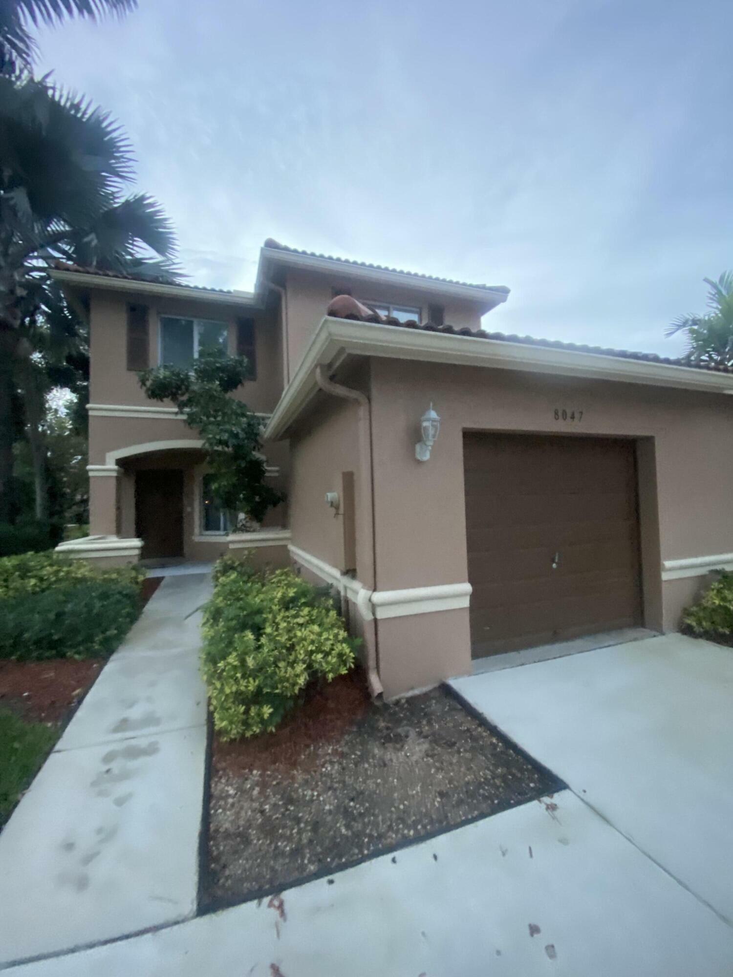 Property Photo:  8047 Big Pine Way  FL 33407 