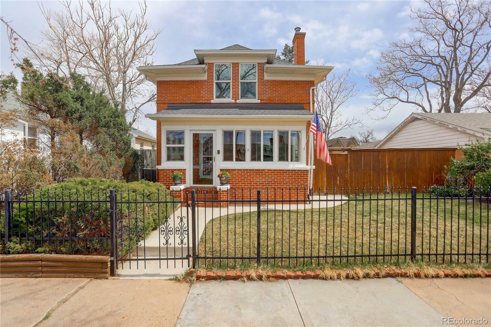 Property Photo: 1134 S Washington Street CO 80210