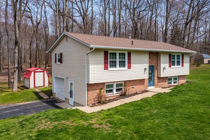 Property Photo:  54 Bentley Avenue  PA 16125 