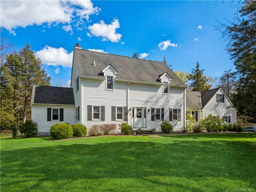 Property Photo:  19 Cooper Drive  NY 12585 