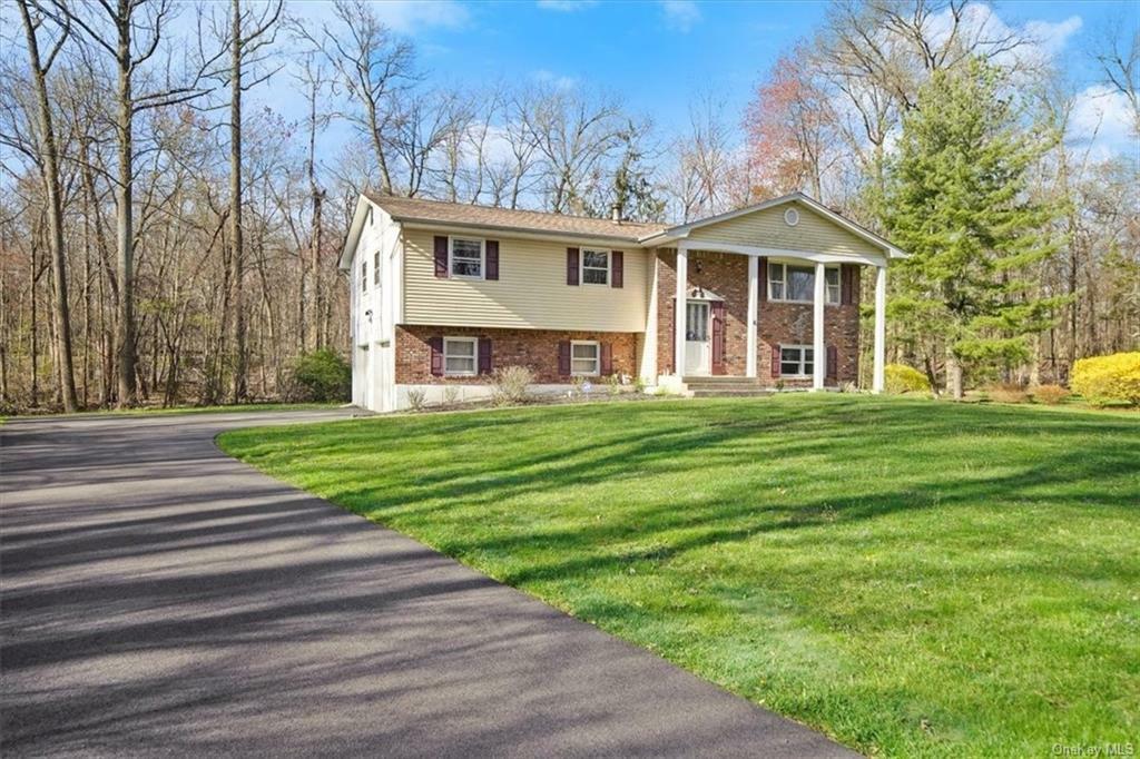 Property Photo:  6 Continental Drive  NY 10994 