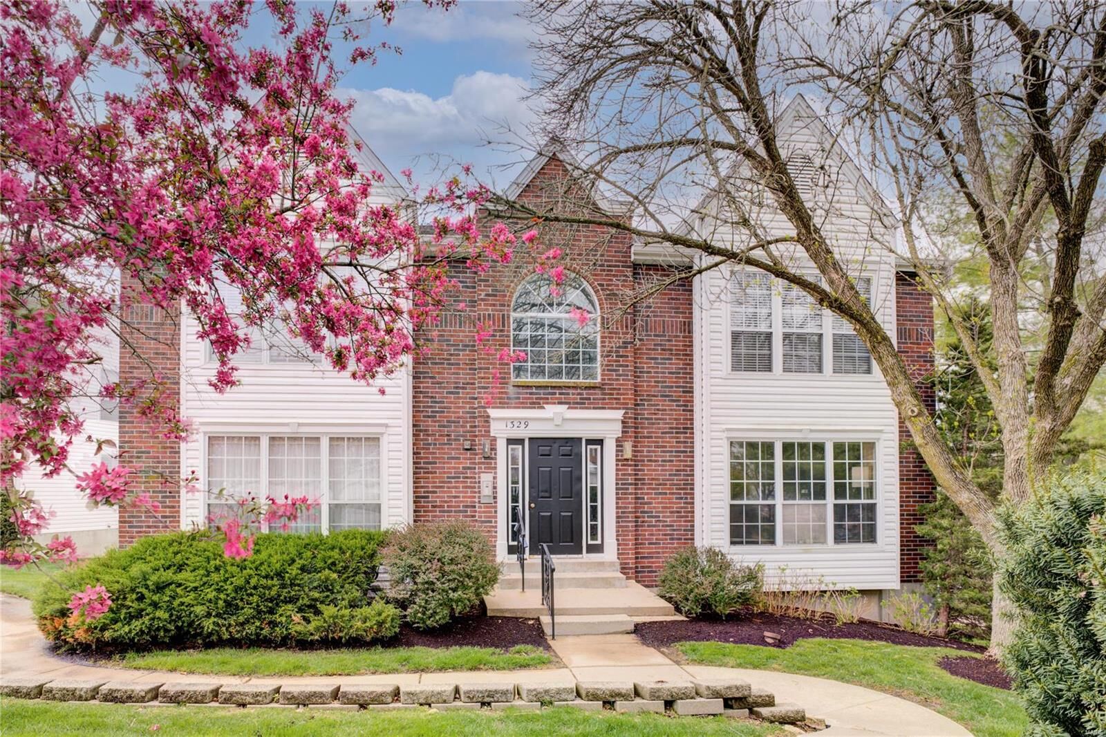 Property Photo: 1329 Crossings D MO 63021