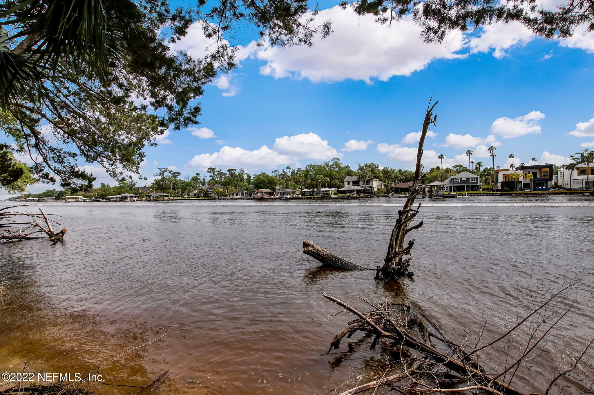 Property Photo: 506 Autumn Tide Trl FL 32081