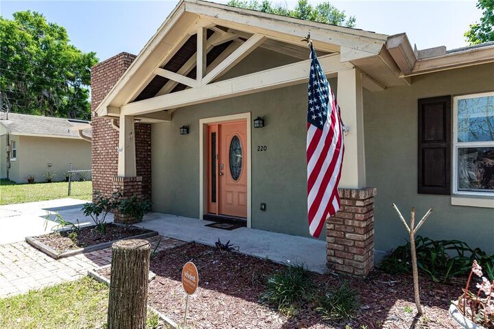 Property Photo:  220 E 12th Avenue  FL 32757 