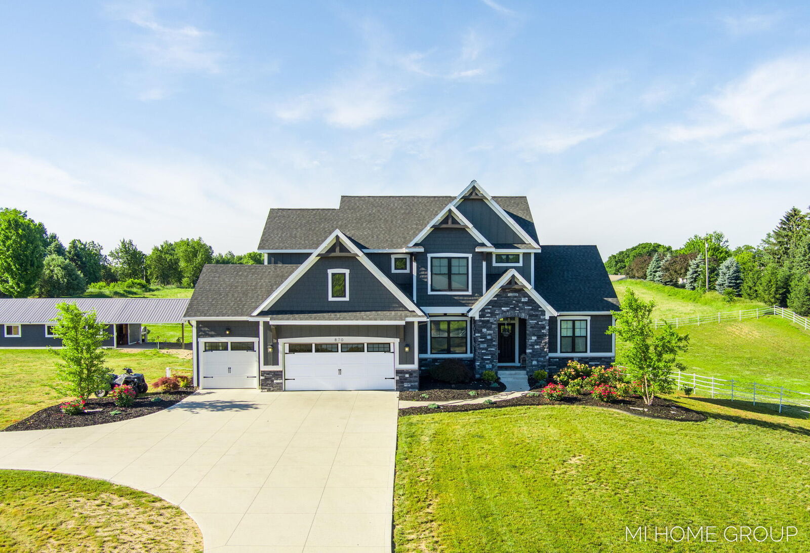 Property Photo: 870 92nd Street SW MI 49315