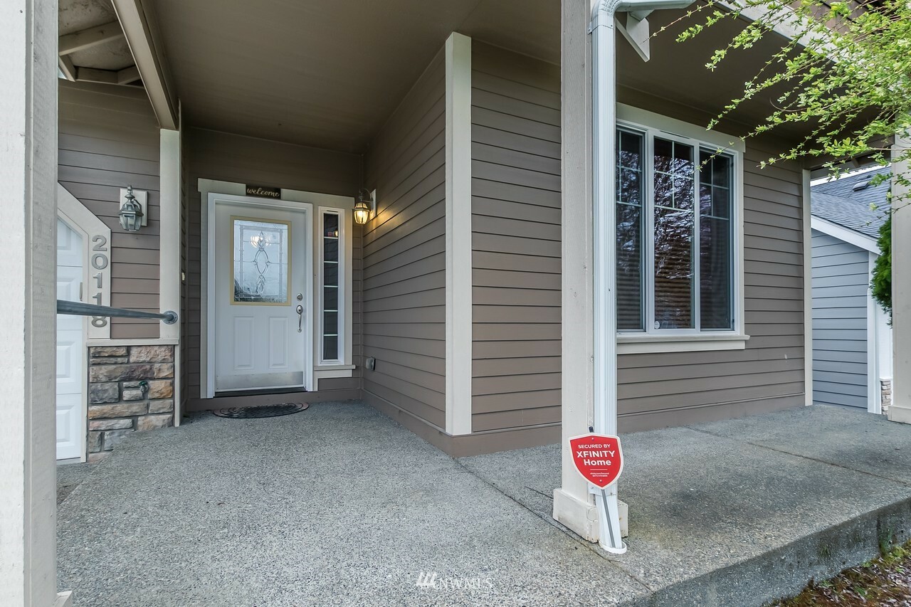 Property Photo:  20118 194th Avenue E  WA 98360 