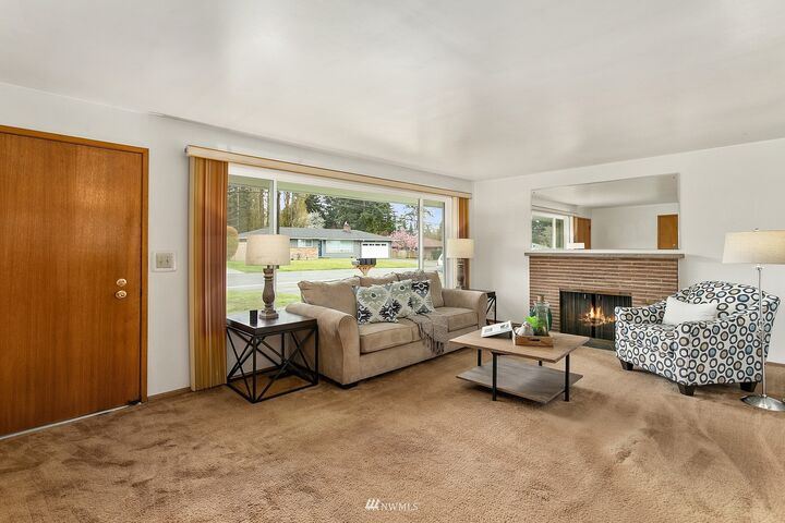 Property Photo:  11420 SE 182nd Street  WA 98055 