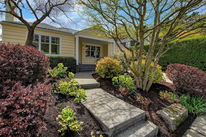 4821 NE 44th Street  Seattle WA 98105 photo