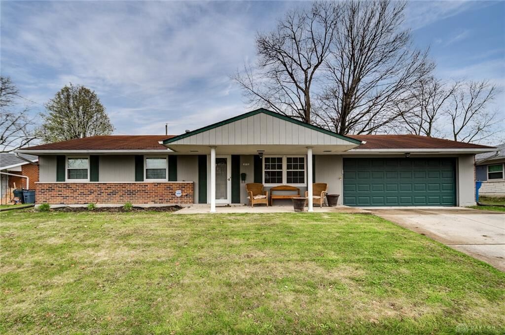 Property Photo: 4584 Powell Road OH 45424