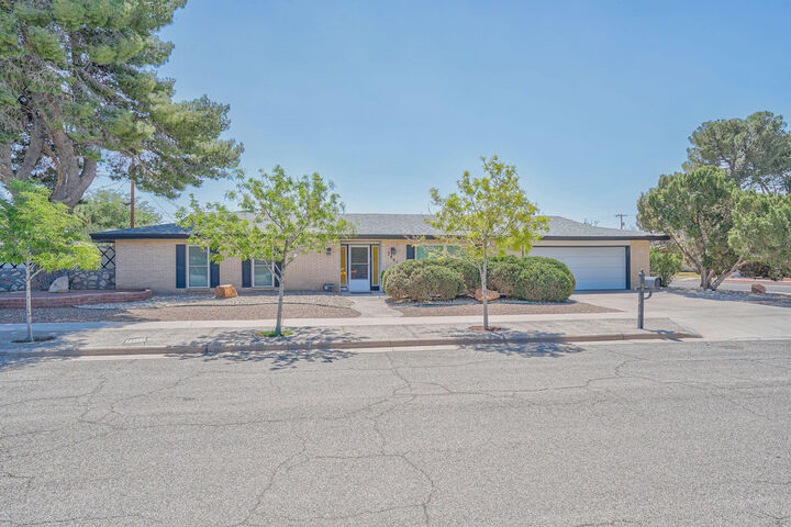 3802 Saco Way  Horizon City TX 79928 photo