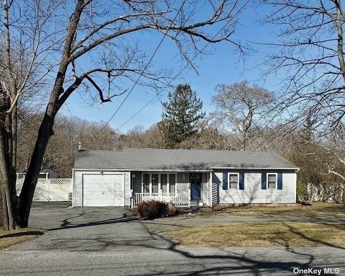 178 Orchard Road  East Patchogue NY 11772 photo