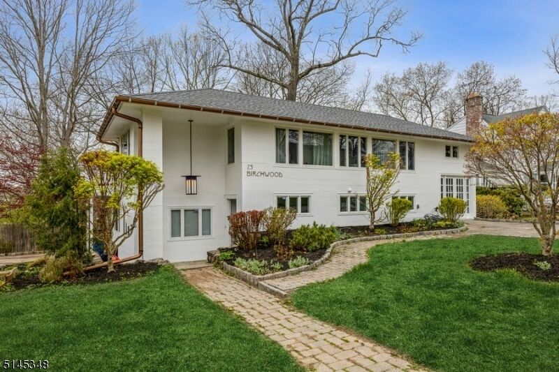 Property Photo:  25 Birchwood Ave  NJ 07052 