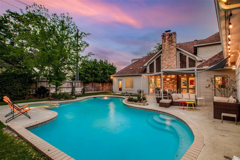 Property Photo:  1706 Woodland Park Drive  TX 77077 