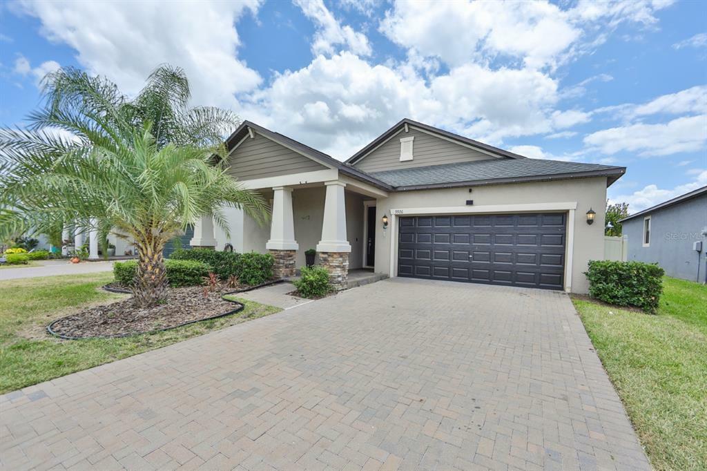 Property Photo:  9926 Victory Gallop Loop  FL 33573 