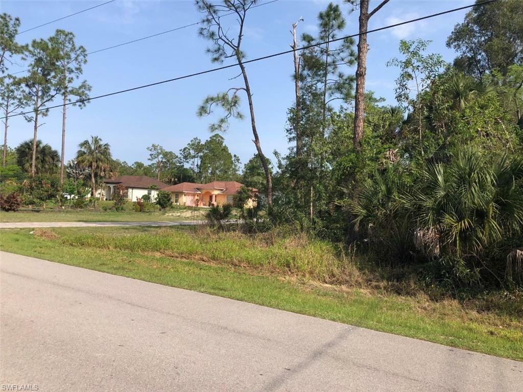 Property Photo:  241 33rd Ave NE  FL 34120 