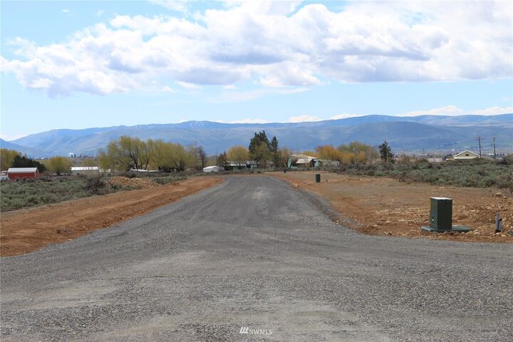 Property Photo: 6 Xxx Tipton Road WA 98926