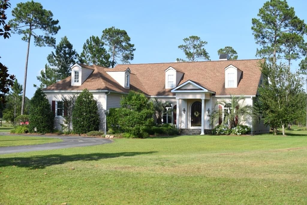 Property Photo:  132 Pineland Place  GA 31639 