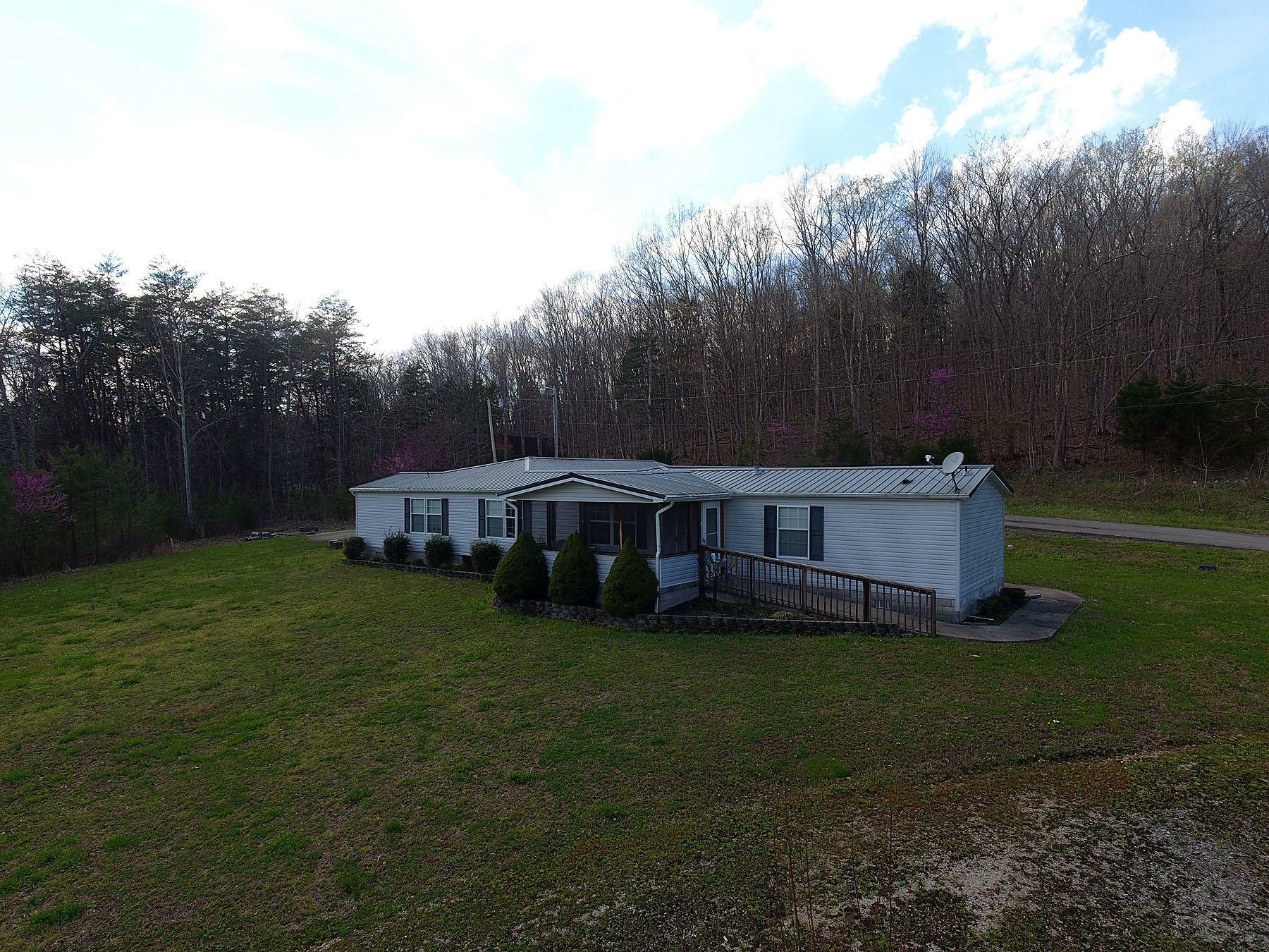 Property Photo:  3835 Aderholt Road  KY 42518 
