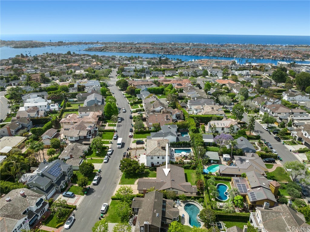 Property Photo: 501 Signal Road CA 92663