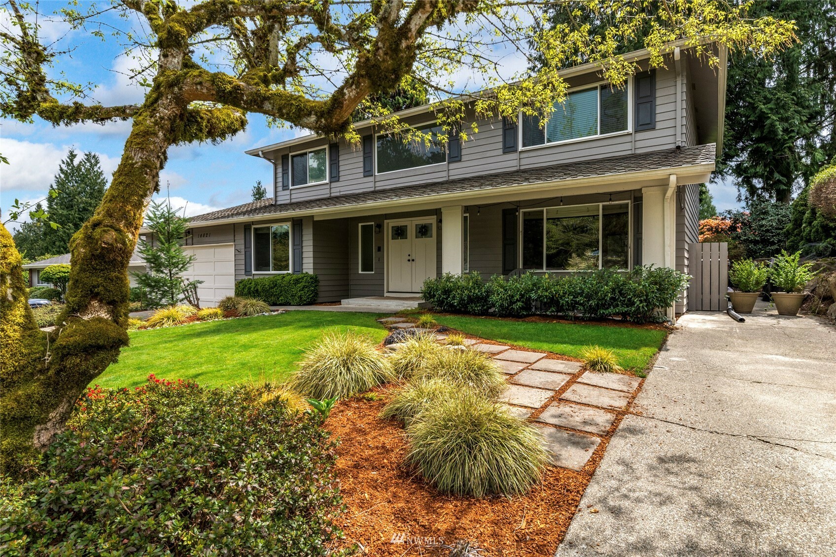 Property Photo:  14821 SE Fairwood Boulevard  WA 98058 