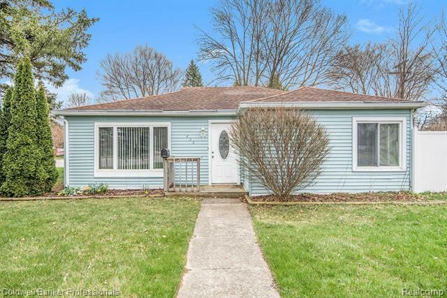 Property Photo:  436 E Nepessing Street  MI 48446 