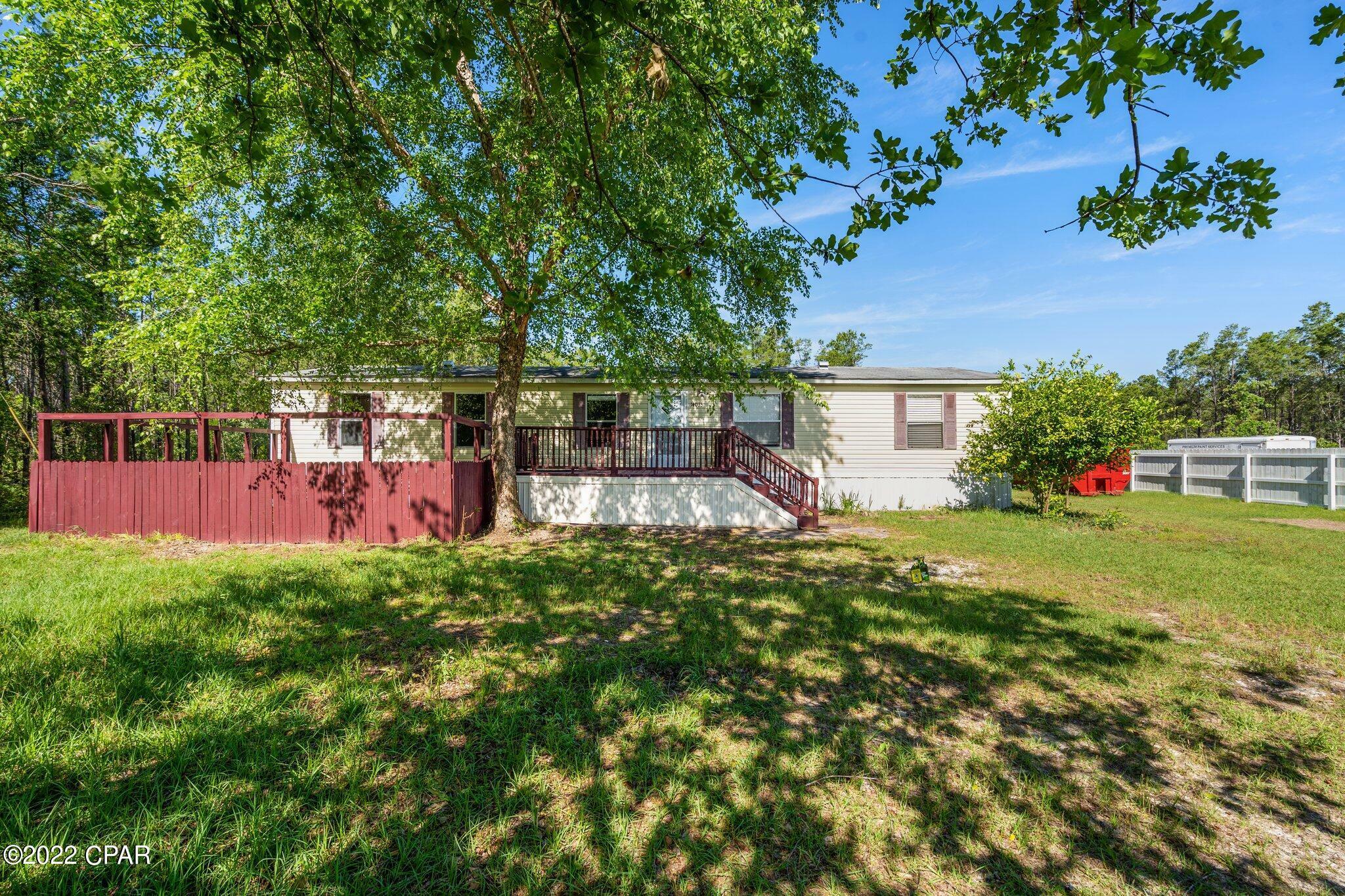 Property Photo: 14035 Ashton Way FL 32409
