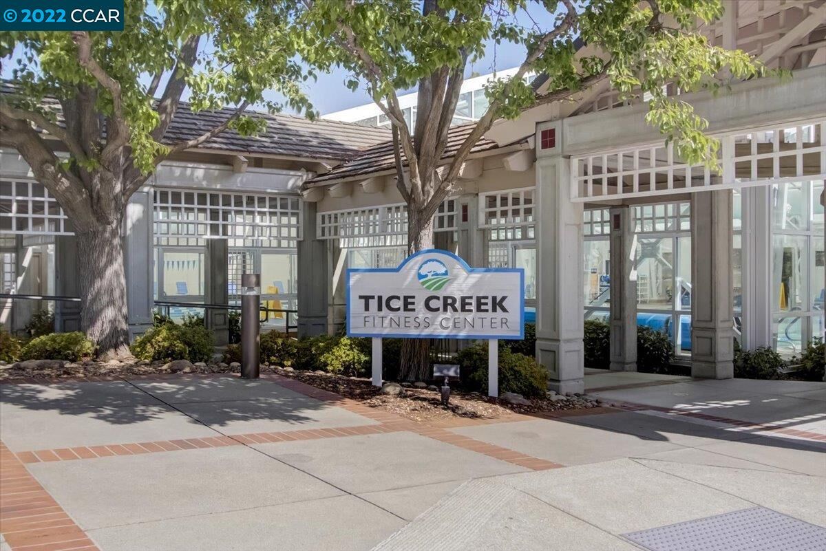 Property Photo: 1840 Tice Creek Dr 2323 CA 94595