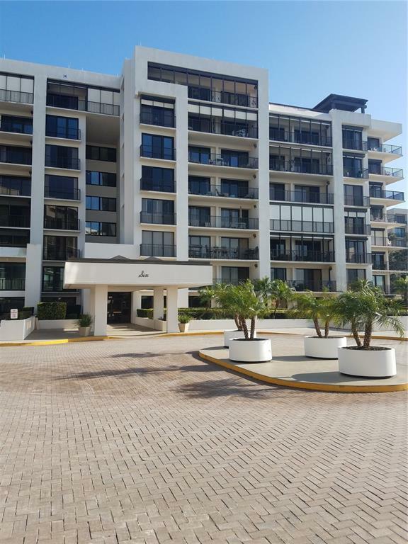 Property Photo: 6 Belleview Boulevard 304 FL 33756