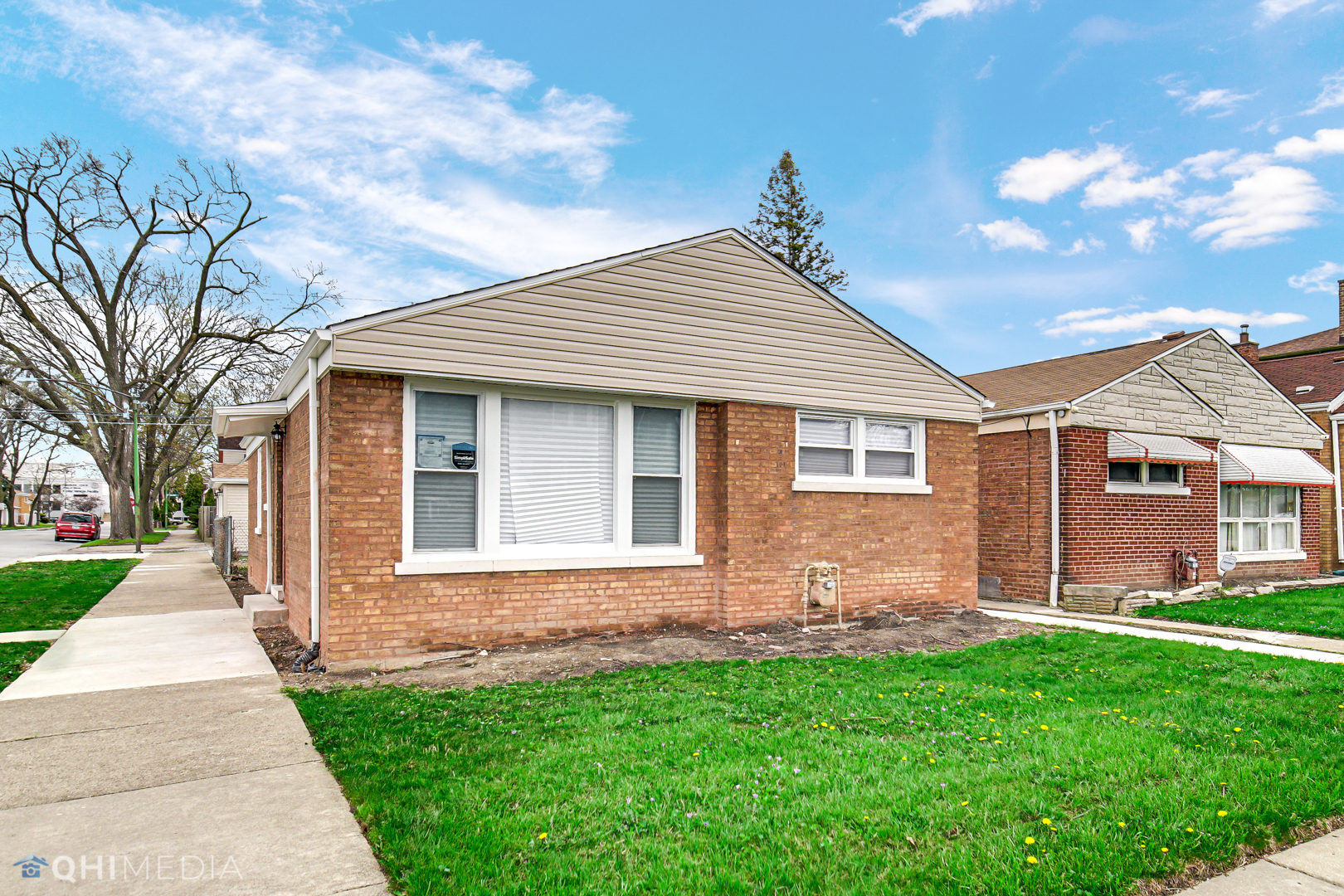 Property Photo: 9901 S Forest Avenue IL 60628