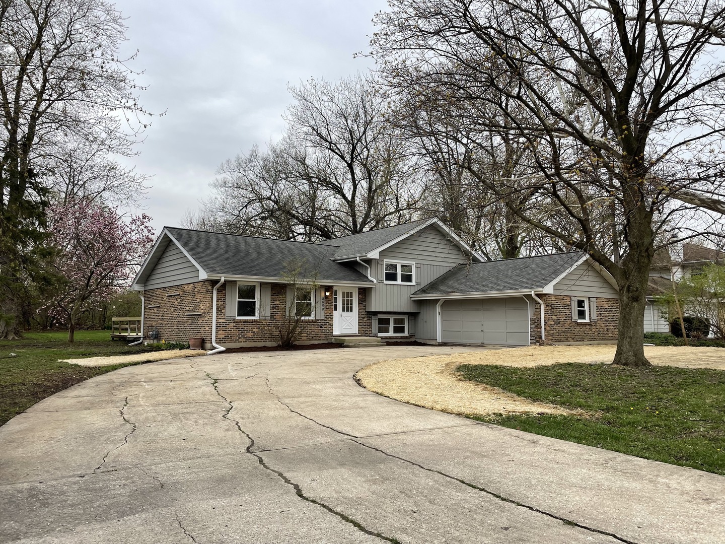 Property Photo:  2659 Southcrest Drive  IL 60516 
