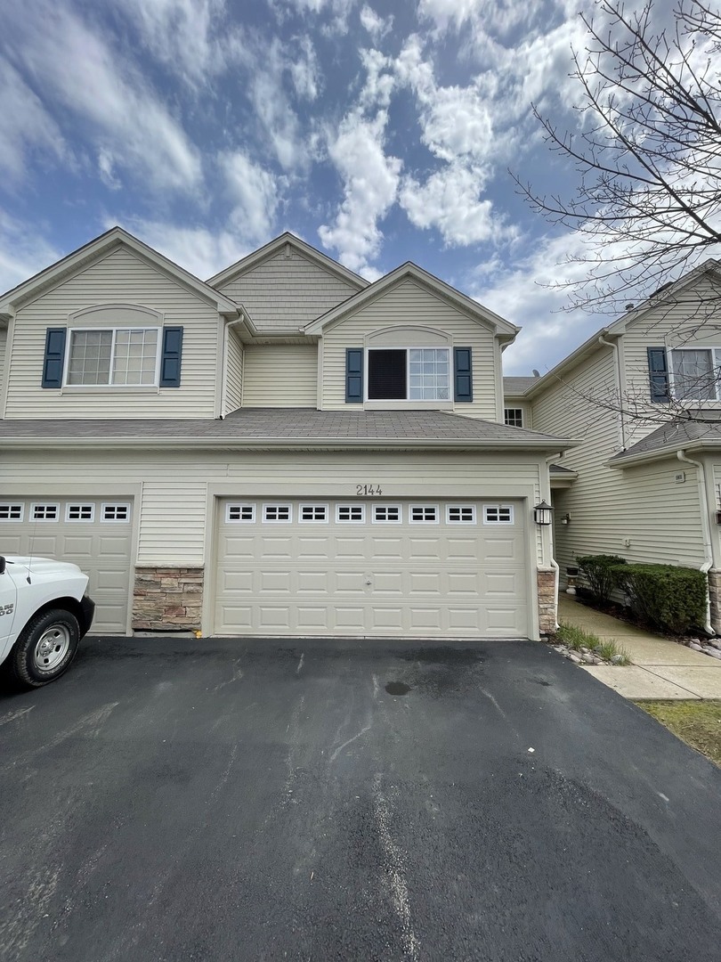 Property Photo:  2144 Gallant Fox Circle  IL 60538 