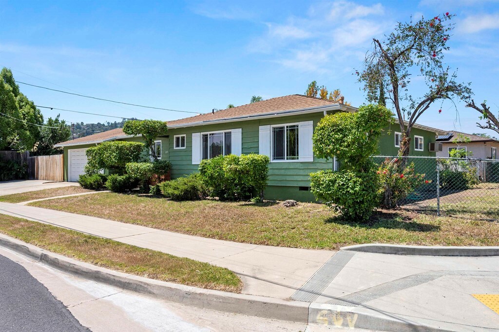 Property Photo:  930 S Johnson  CA 92020 