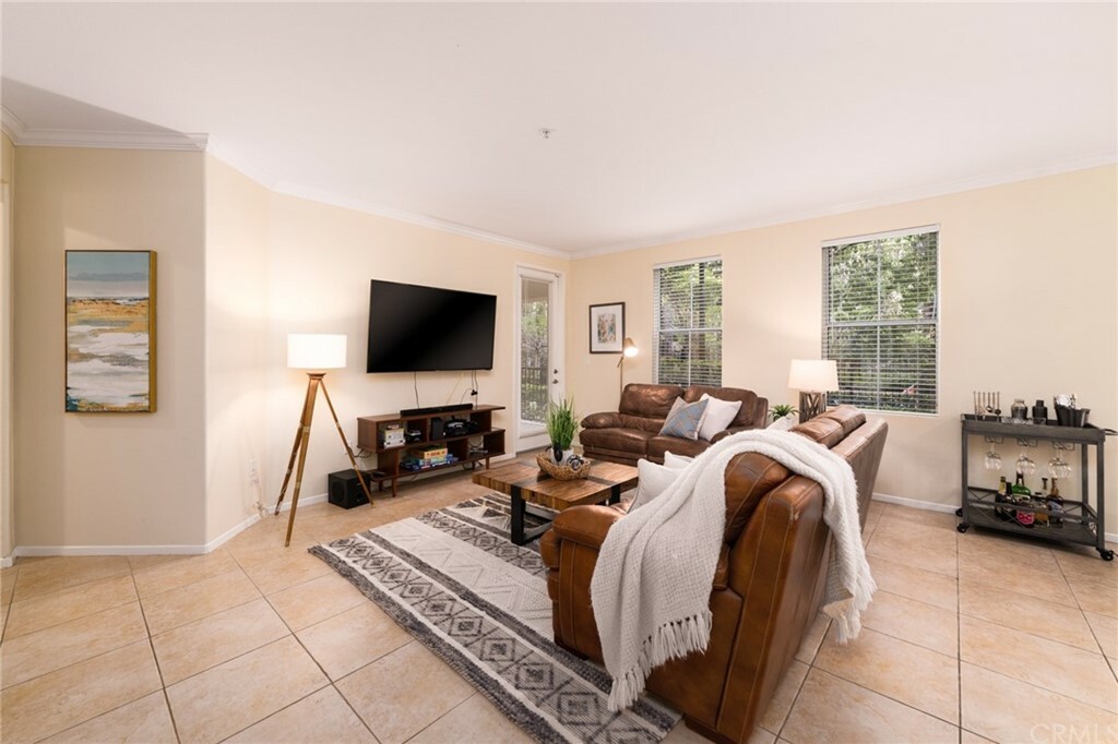 Property Photo:  3159 Watermarke Place  CA 92612 