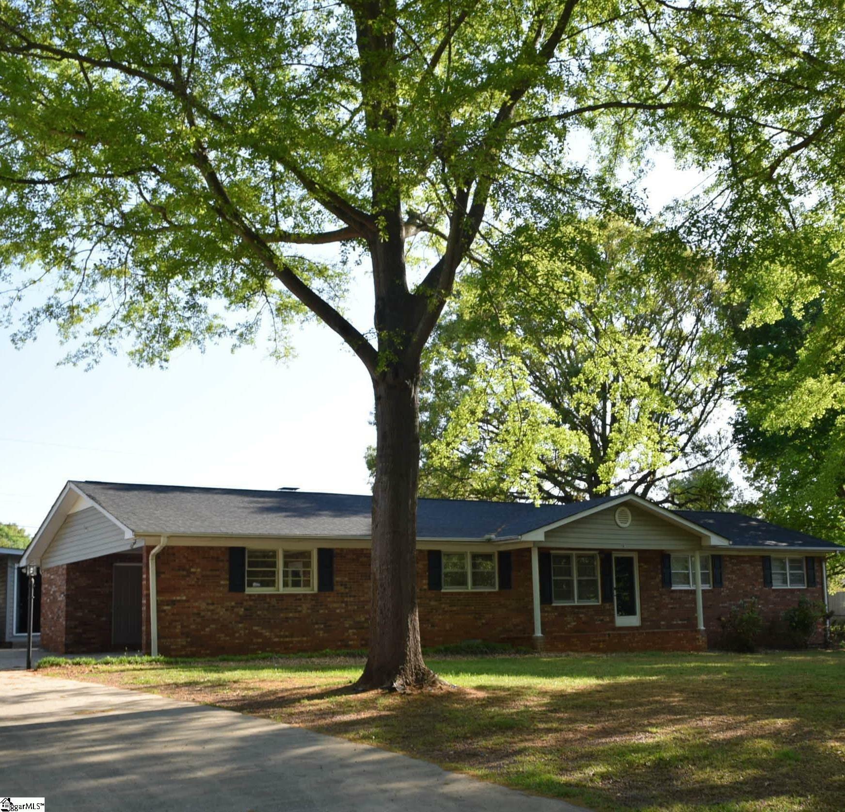 Property Photo:  12 Outter Drive  SC 29349 