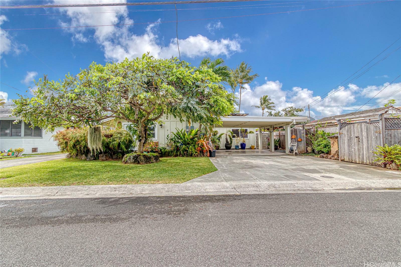 551 Auwai Street  Kailua HI 96734 photo