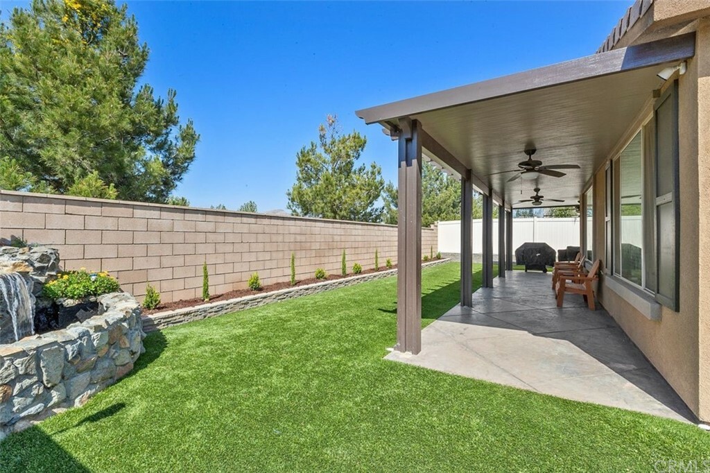 Property Photo:  1154 Cordozo Street  CA 92571 