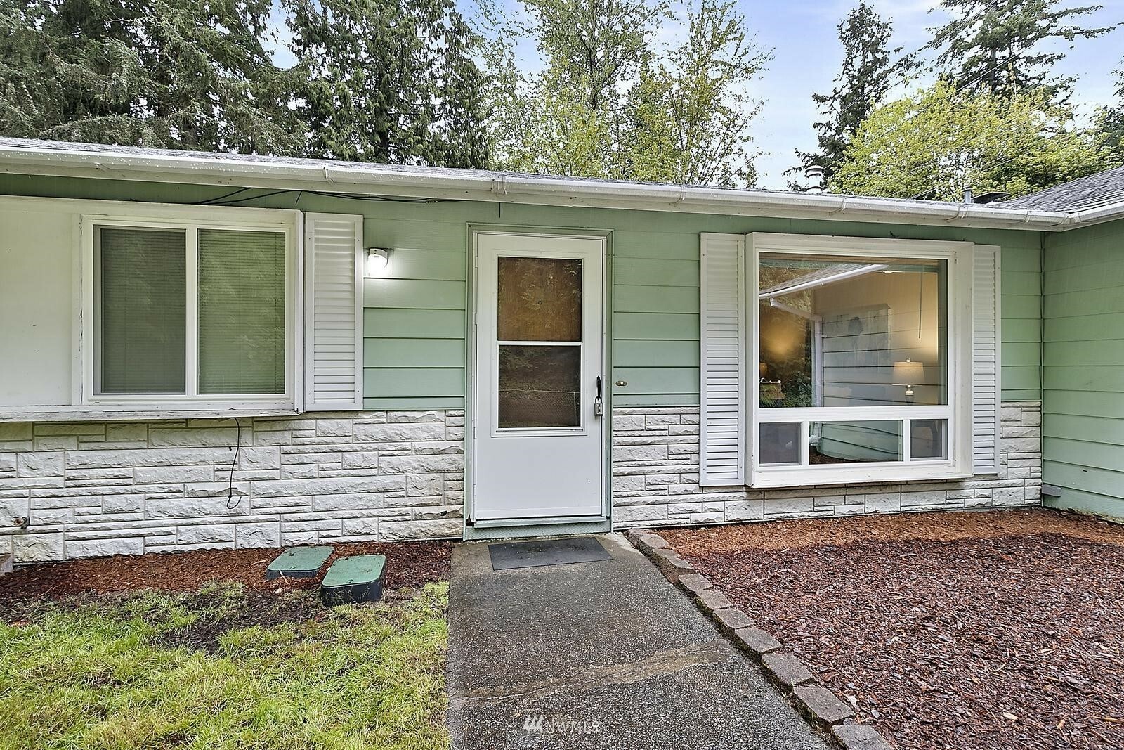 Property Photo: 12240 SE 200th Street WA 98031