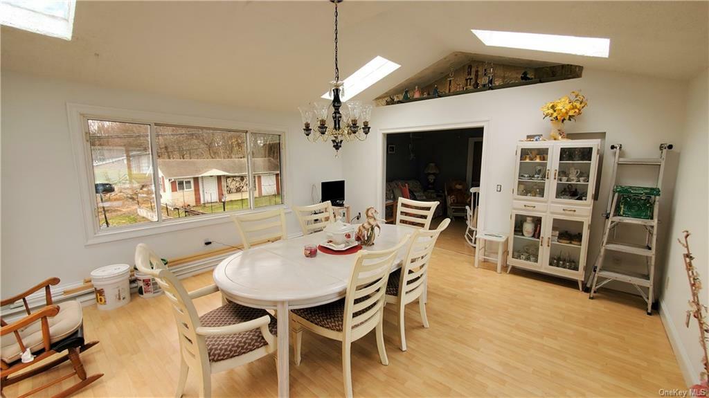 8 Hideaway Lane  Marlboro NY 12542 photo