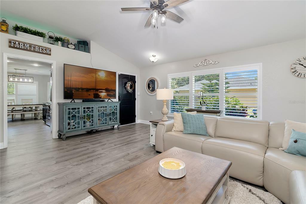Property Photo:  478 Encarnacion Street  FL 33983 