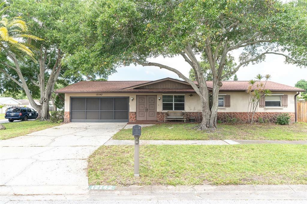 Property Photo:  12142 111th Lane  FL 33778 