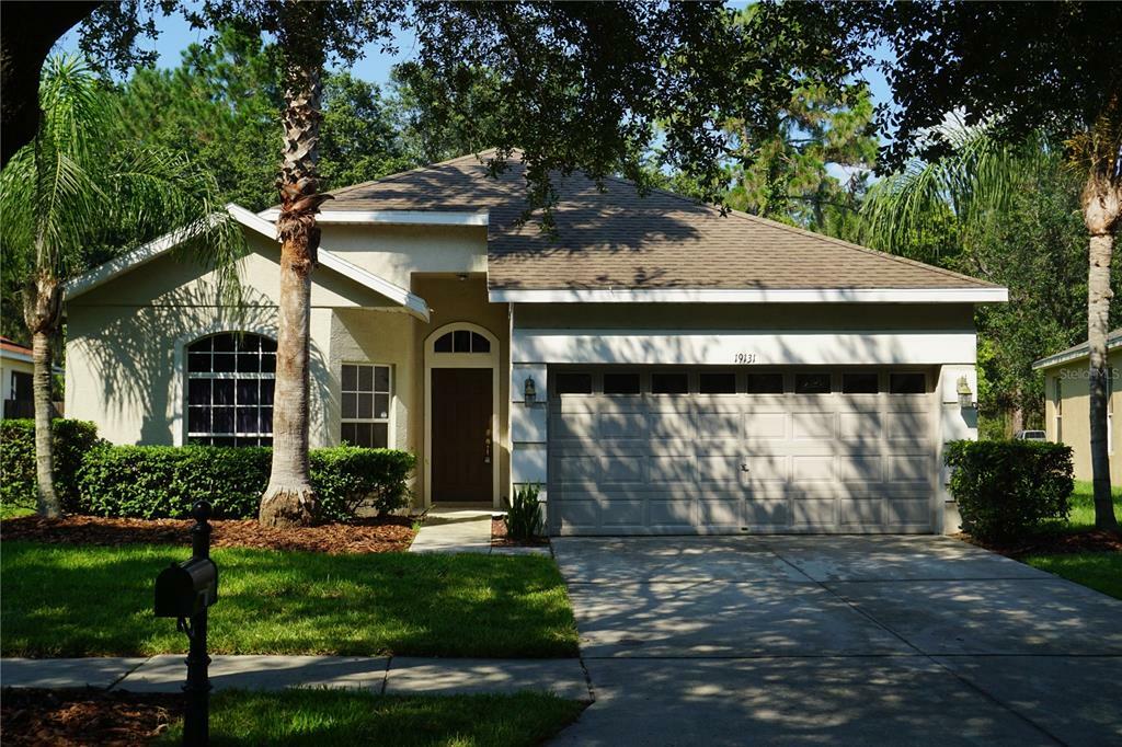 Property Photo:  19131 Cypress Reach Lane  FL 33647 