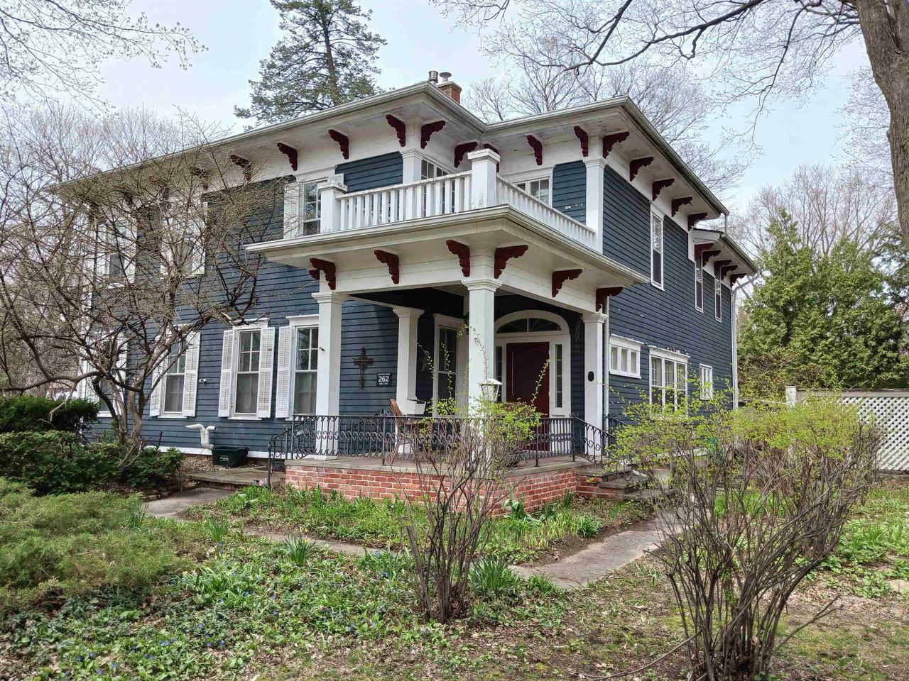 Property Photo:  262 West Church St  WI 53536 