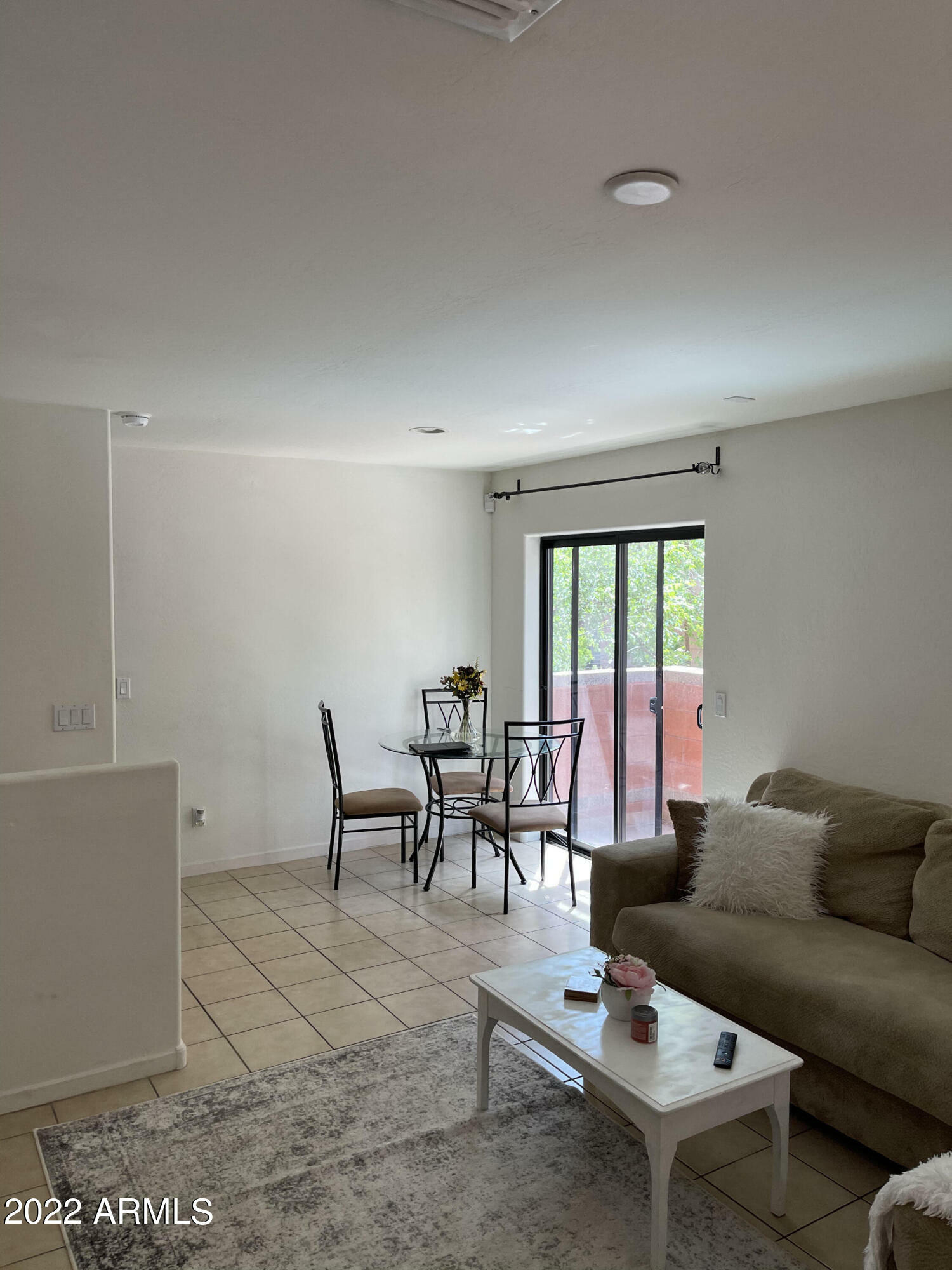 Property Photo:  330 S Farmer Avenue 116  AZ 85281 