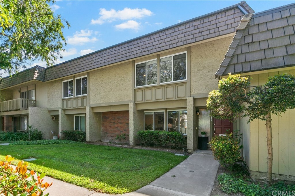 Property Photo:  18144 Muir Woods Court  CA 92708 